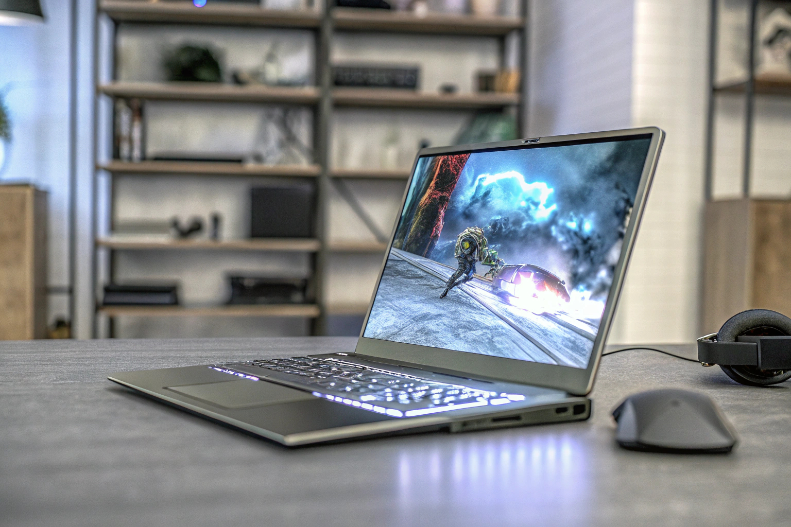 AOC Gaming Laptop in Aktion, optimal für mobiles Gaming und Multitasking. AOC Gaming Laptop