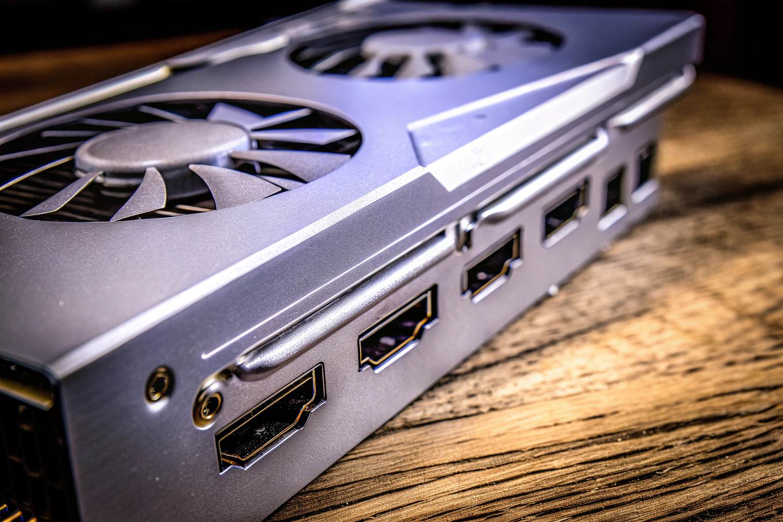 Ein Bild der ASUS Dual GeForce RTX 3050, das die moderne Technologie und Anschlüsse zeigt. ASUS Dual GeForce RTX 3050 OC Edition