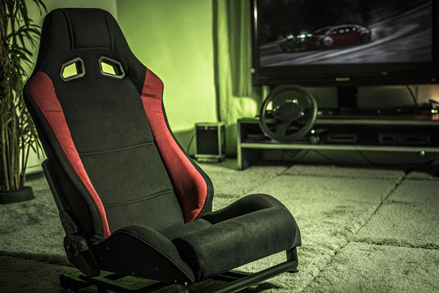 Ein ergonomischer Racing Simulator Stuhl, perfekt für lange Gaming-Sessions. Ergonomischer Racing Simulator Stuhl