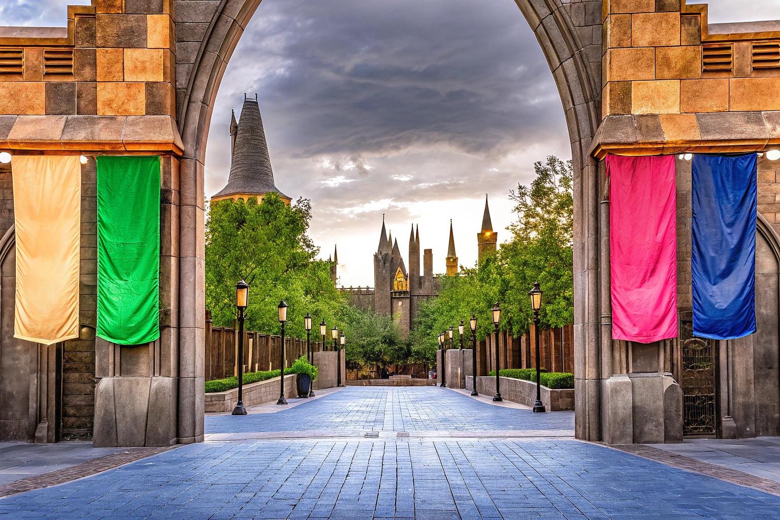 Eine magische Szene aus Hogwarts Legacy, die das Leben in der Zaubererschule zeigt. Hogwarts Legacy Szenerie