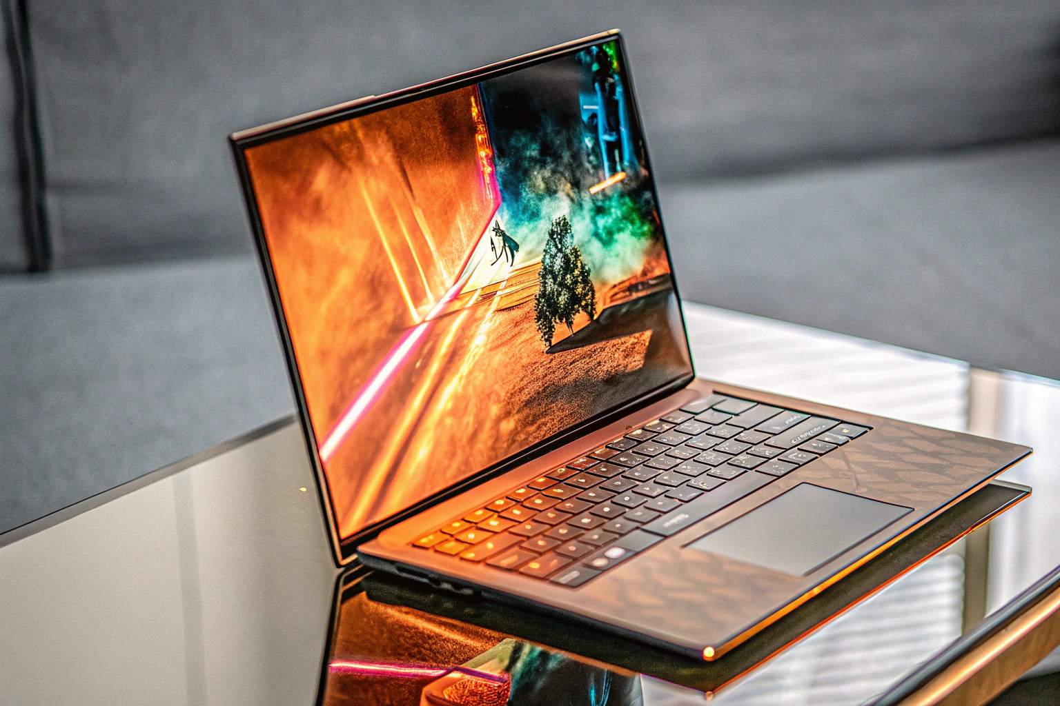 Gaming-Laptop mit hochauflösendem Display, das lebendige Farben und gestochen scharfe Bilder bietet. Gaming-Laptop Display