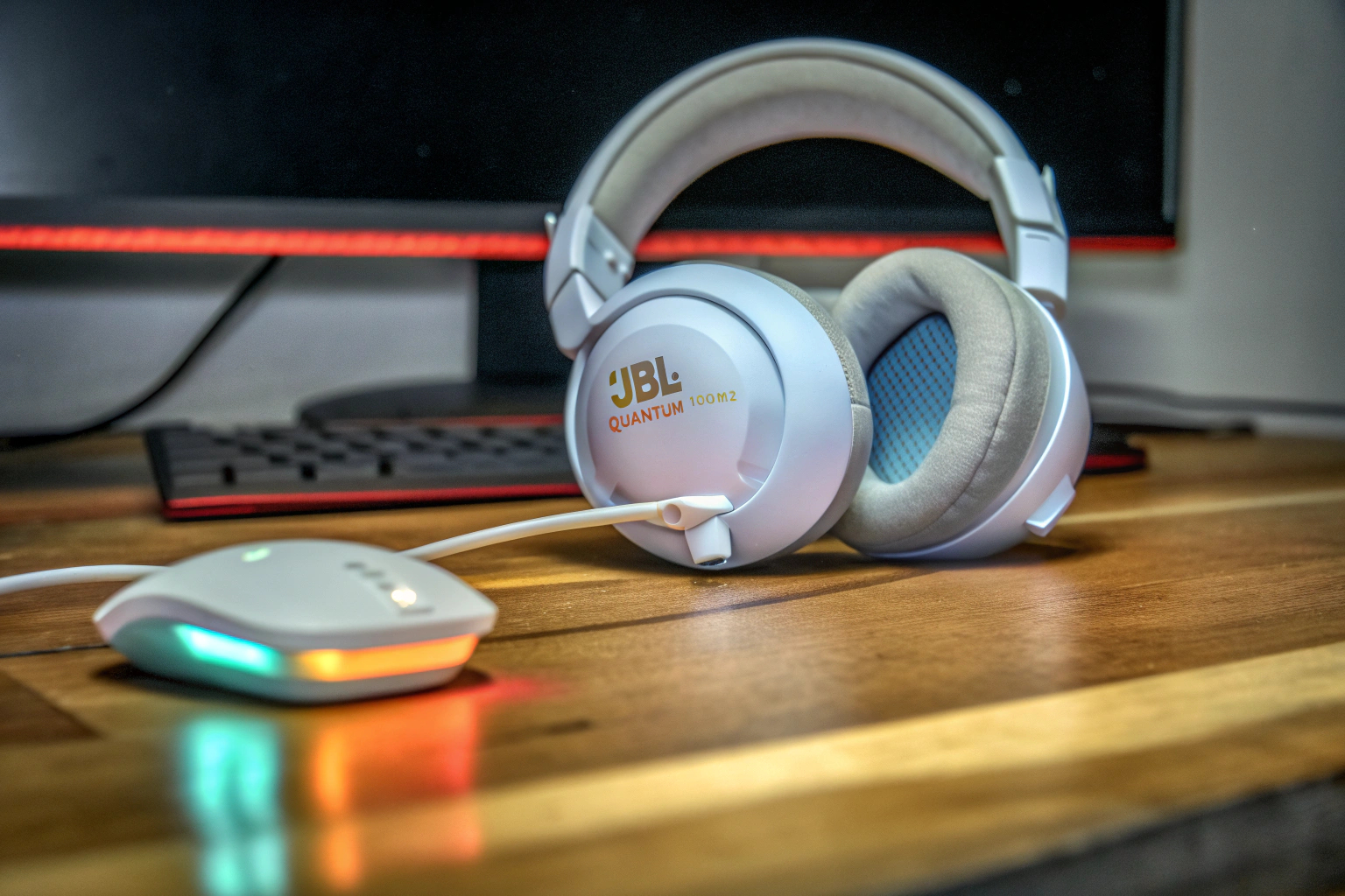 JBL Quantum 100M2 Gaming-Headset in Weiß JBL Quantum 100M2 Headset