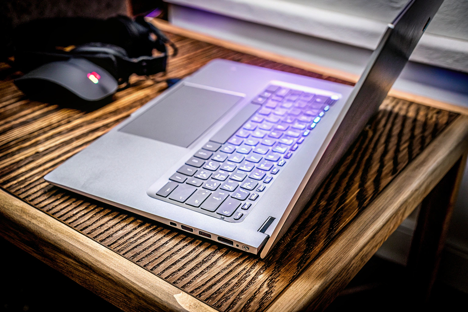 Lenovo LOQ Gaming Laptop in Grau Lenovo LOQ Gaming Laptop