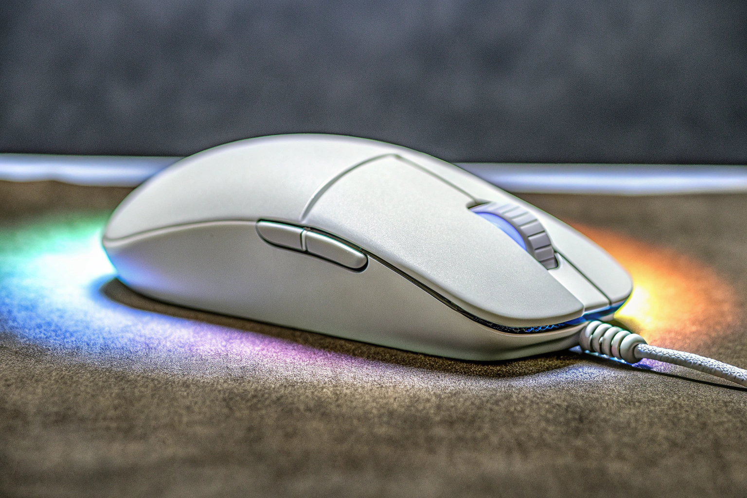 Logitech G203 Gaming-Maus mit RGB-Beleuchtung und klassischem Design. Logitech G203 RGB Gaming-Maus