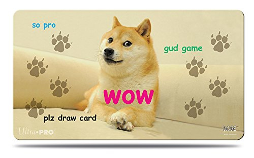 Ultra PRO Doge Spielmatte – Offizielle Meme Playmat