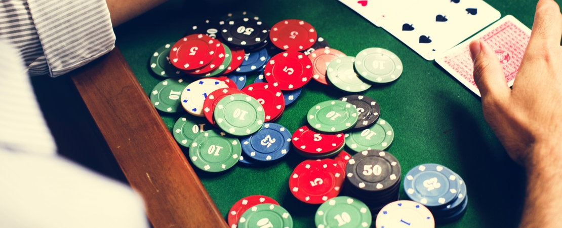 Between fun and addiction - Where do casino games develop?